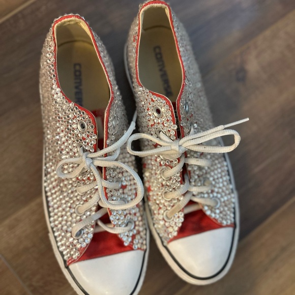 CONVERSE ALL STAR WHITE CUSTOMIZED using CRYSTALS Wedding Or For Fun Shoe Size 9 - Picture 5 of 13